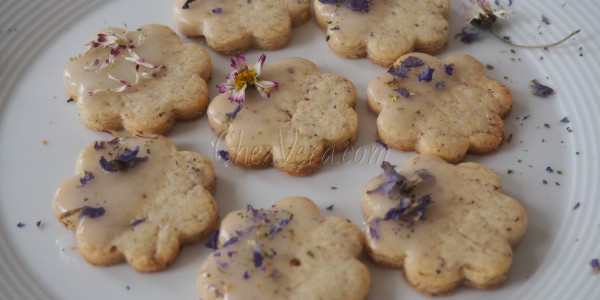 Edible Flower Biscuits