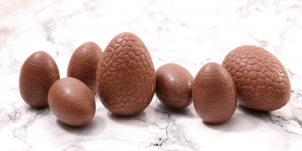 Backen Sie Ihre eigene Schokoladenkekse für Ostern