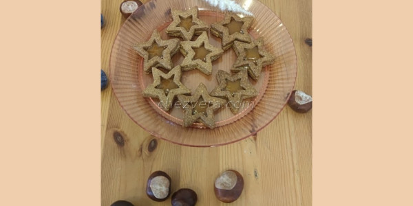 Würzige Sterne - Rezept für Kekse von Chezvera