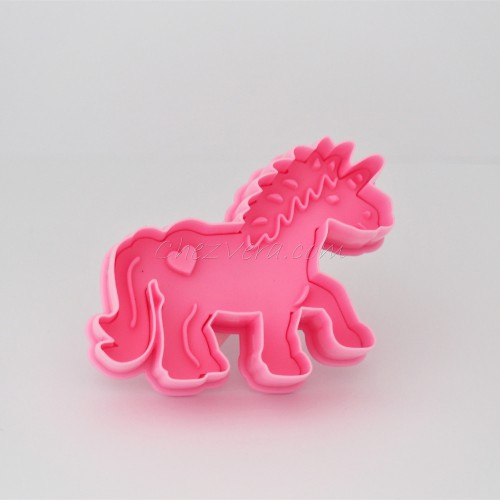 Cookie Cutter with Ejector – Unicorn