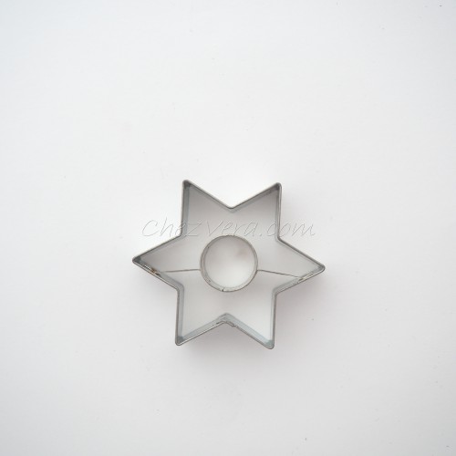 Linzer Cookie Cutter – Star with Circle (small)