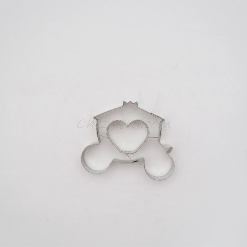 Cookie Cutter Carriage