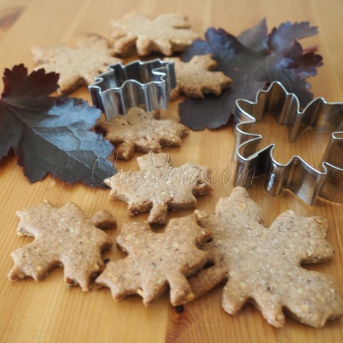 Cookie Cutter Maple Leaf – large