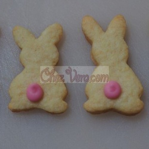 Cookie Cutter Bunny (standing) IV