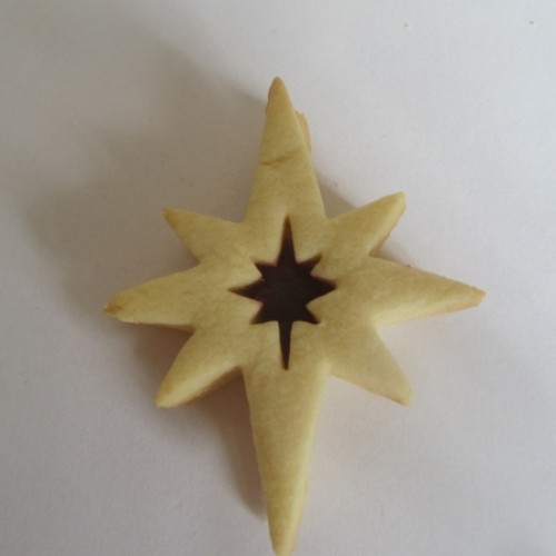 Linzer Cookie Cutter – Star (spiky)