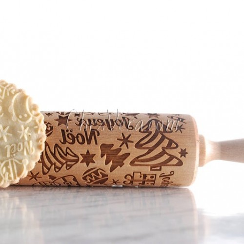 LARGE ENGRAVED ROLLING PIN – "Merry Christmas" Pattern