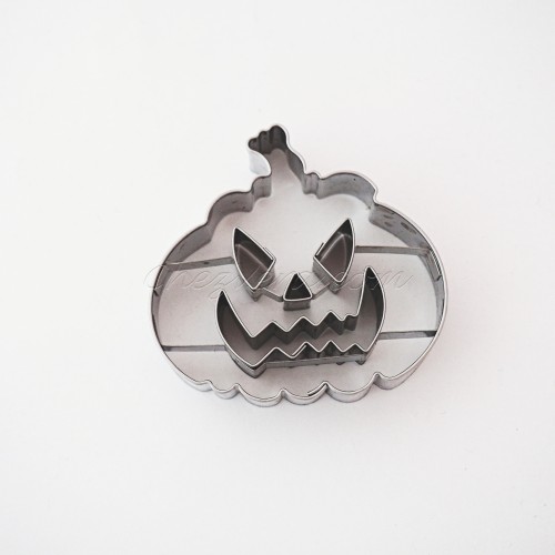 Cookie-Cutter Pumpkin Halloween Face Punch